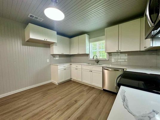 Interior, Kitchen, Wood Texture Flooring