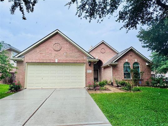 Attached, Exterior, Facade, Brick Facade, Brick Traditional