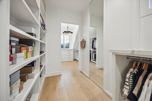 Interior, Pendant Lights, Walk-in Closets, Wood Texture Flooring