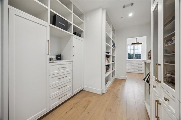 Interior, Recessed Lighting, Walk-in Closets, Wood Texture Flooring