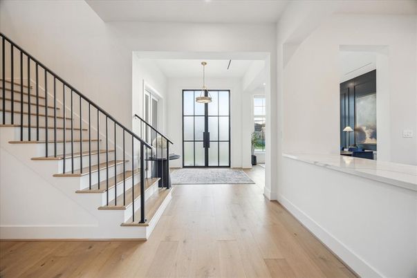 Interior, Pendant Lights, Wood Texture Flooring
