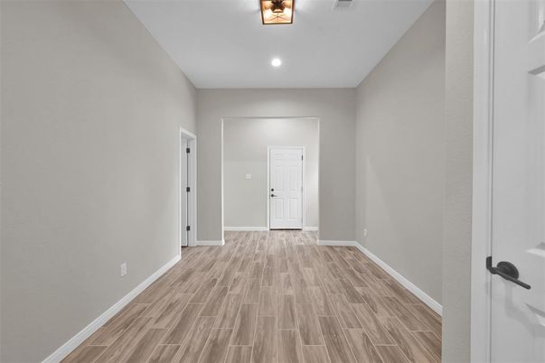 Empty room, Interior, Recessed Lighting, Wood Texture Flooring