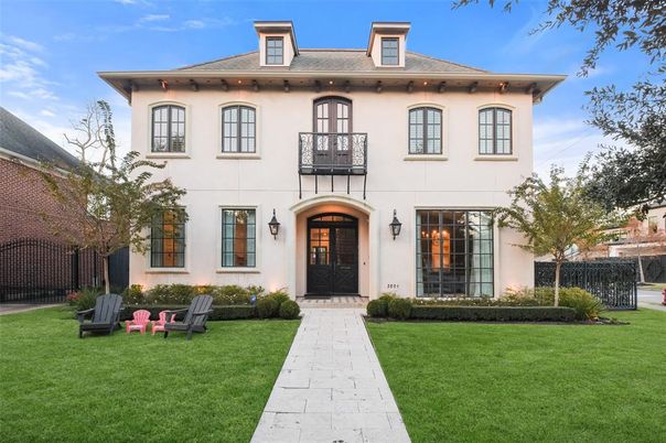 Backyard, Exterior, Facade, French Provincial