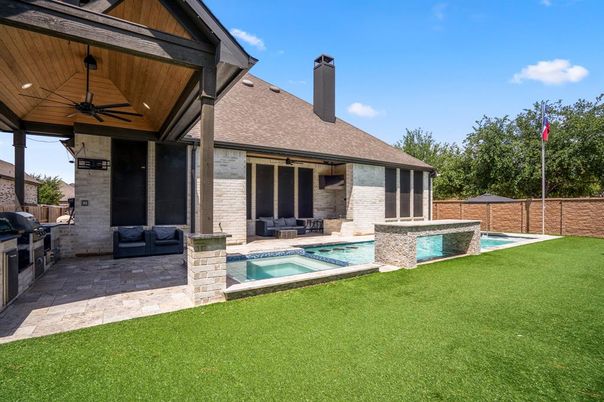 Backyard, Exterior, Pool