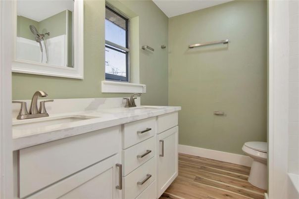 Bathroom, Dual Sink Vanities, Interior, Wood Texture Flooring