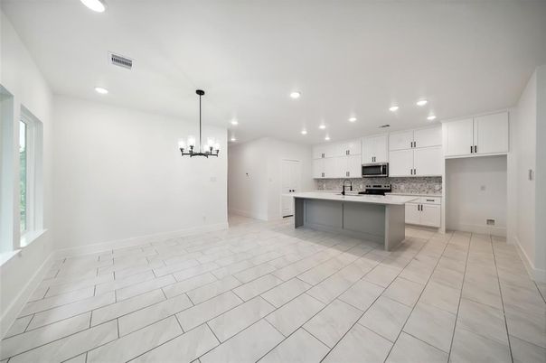 Interior, Kitchen, Pendant Lights, Recessed Lighting, Stainless Steel Appliances