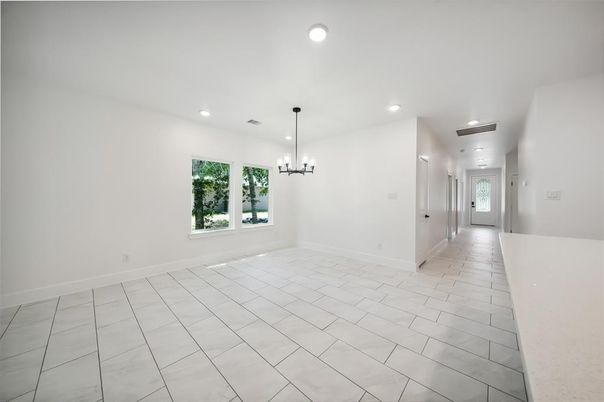 Chandelier, Empty room, Interior, Recessed Lighting