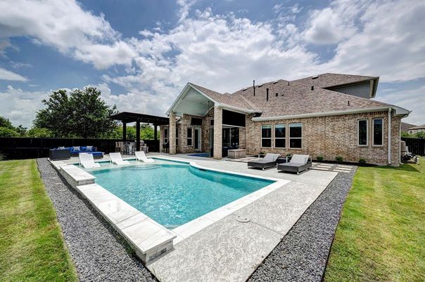 Backyard, Exterior, Pool