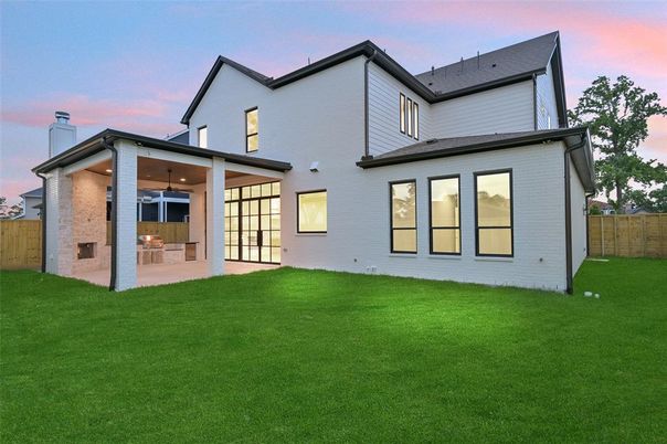 Backyard, Exterior, Facade, Farmhouse