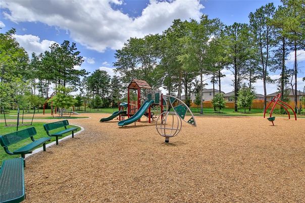Backyard, Exterior, Playground