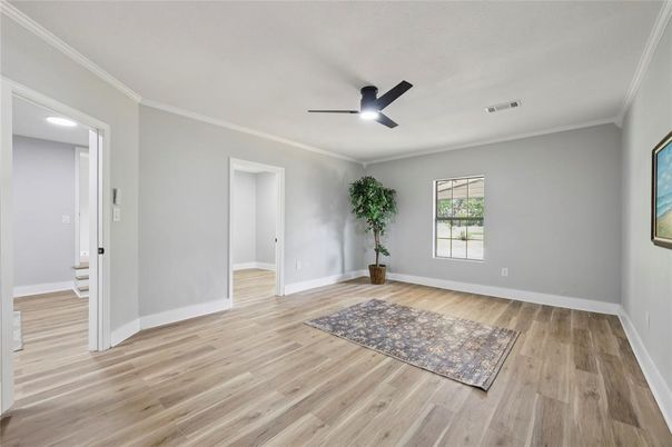 Empty room, Interior, Recessed Lighting, Wood Texture Flooring