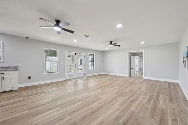 Empty room, Interior, Recessed Lighting, Wood Texture Flooring