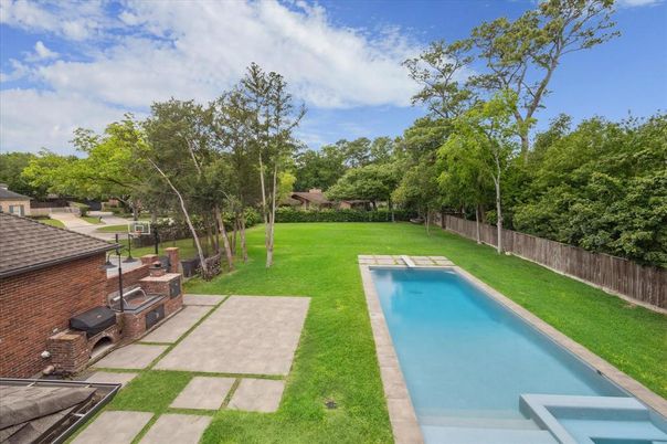 Backyard, Exterior, Pool