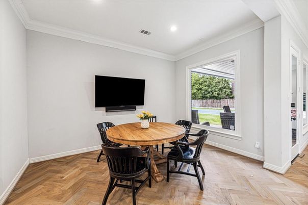 Dining room, Interior, Recessed Lighting, Wood Texture Flooring