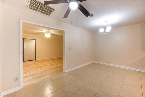 Chandelier, Empty room, Interior, Wood Texture Flooring