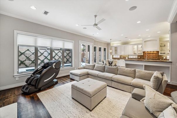 Dining room, Interior, Living room, Pendant Lights, Recessed Lighting, Wood Texture Flooring