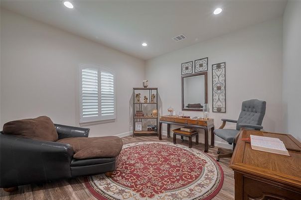 Home Office, Interior, Recessed Lighting, Wood Texture Flooring