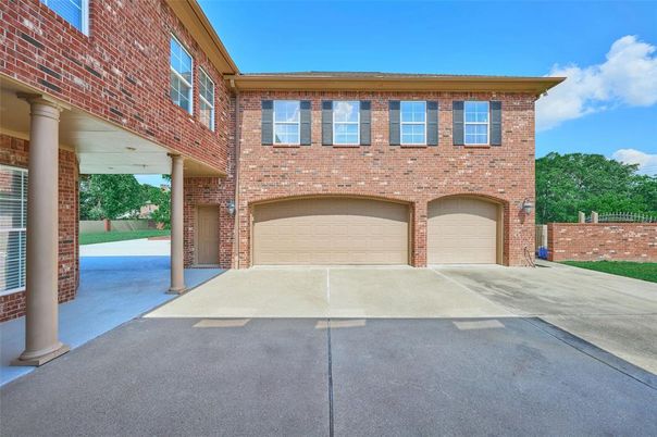Attached, Exterior, Facade, Brick Facade, Brick Traditional