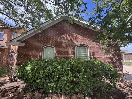 Exterior, Facade, Brick Facade, Brick Traditional