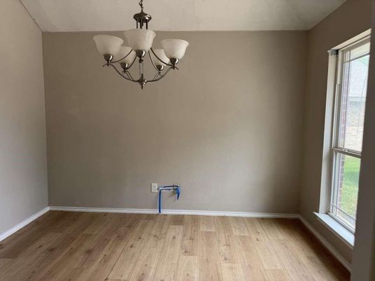 Chandelier, Empty room, Interior, Wood Texture Flooring