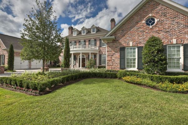 Backyard, Exterior, Facade, Brick Facade, Georgian