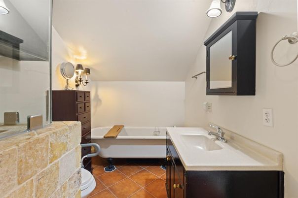 Bathroom, Free Standing Baths, Interior