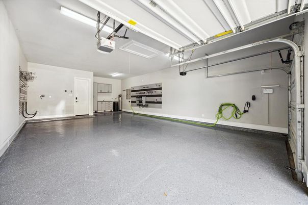 Garage, Interior