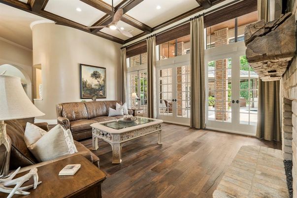 Interior, Living room, Recessed Lighting, Wooden Beams, Wood Texture Flooring