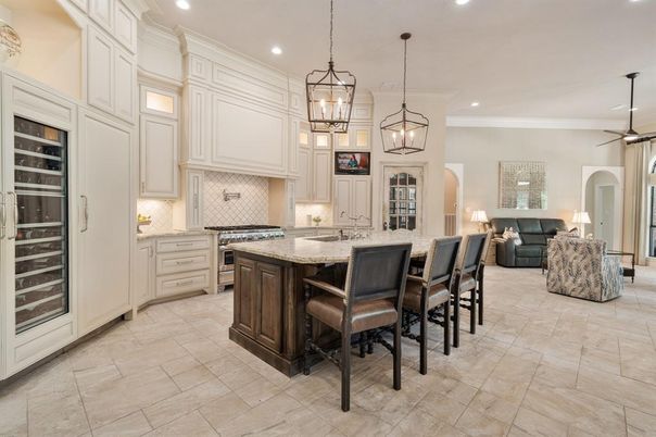 Interior, Kitchen, Living room, Pendant Lights, Recessed Lighting, Stainless Steel Appliances