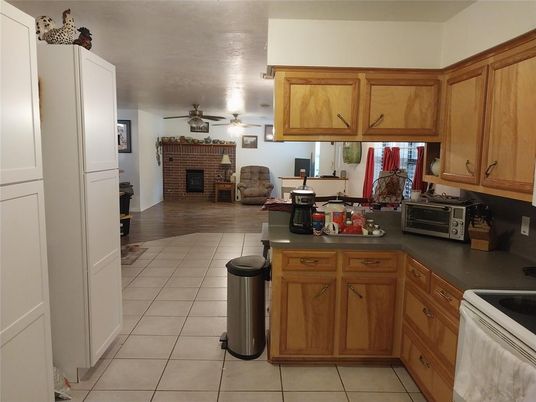 Fireplace, Interior, Kitchen