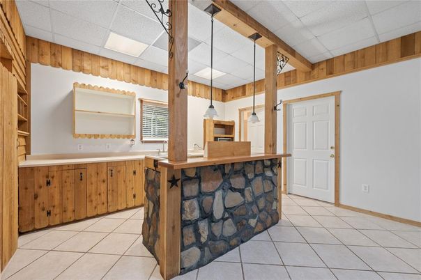 Interior, Pendant Lights, Wooden Walls