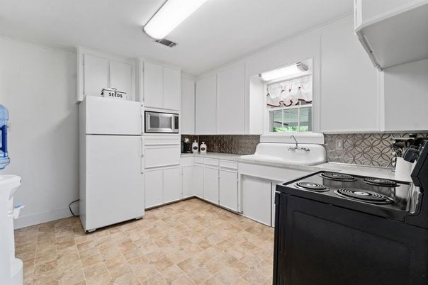Interior, Kitchen