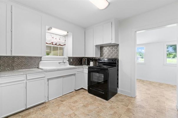Interior, Kitchen, Tile Countertops
