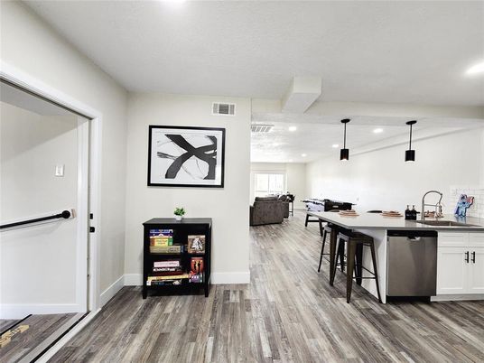 Interior, Kitchen, Pendant Lights, Recessed Lighting, Wood Texture Flooring