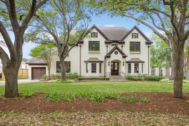 Backyard, Exterior, Facade, French Provincial