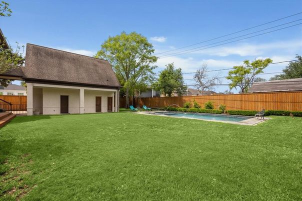 Backyard, Exterior, Pool