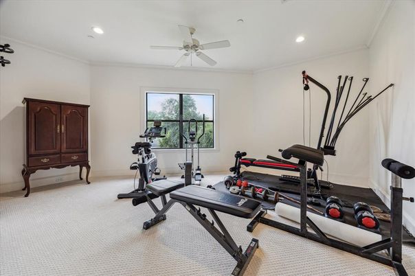 Fitness Equipment, Interior, Recessed Lighting