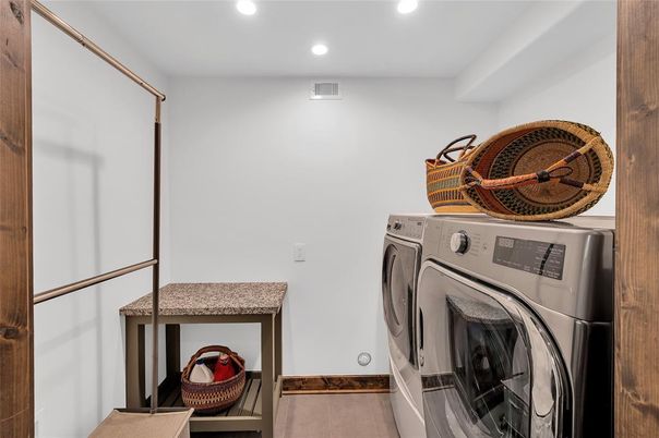 Interior, Recessed Lighting, Washer