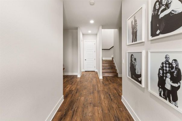 Interior, Recessed Lighting, Wood Texture Flooring