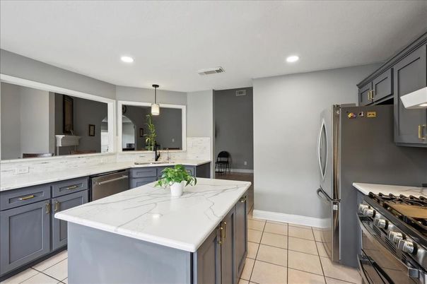 Interior, Kitchen, Pendant Lights, Recessed Lighting, Stainless Steel Appliances
