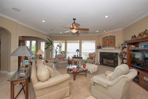 Fireplace, Interior, Living room, Recessed Lighting