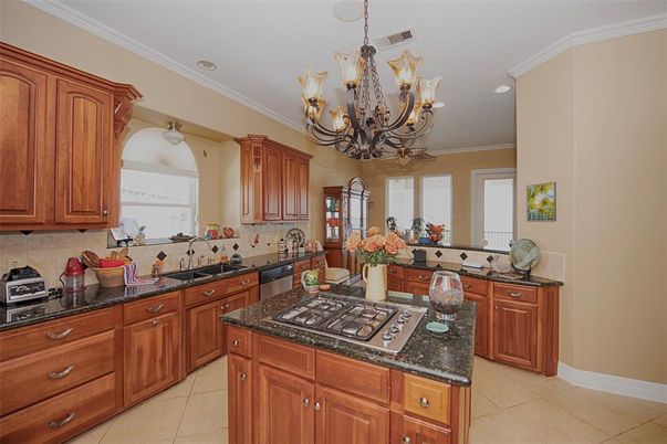 Chandelier, Interior, Kitchen, Recessed Lighting