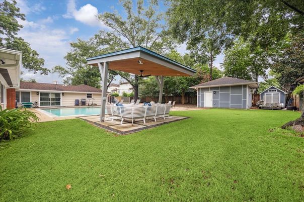 Backyard, Exterior, Pool