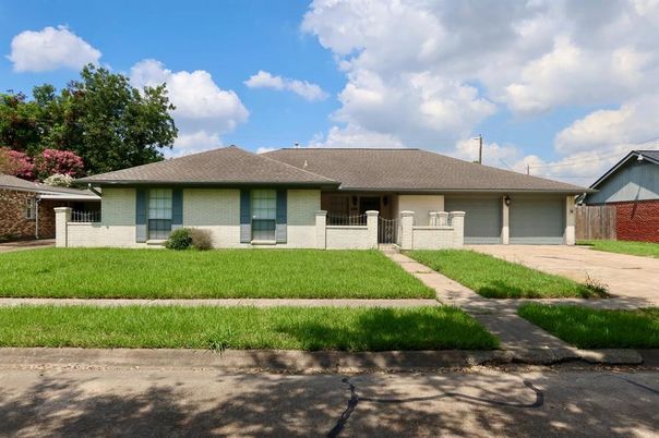 Attached, Backyard, Exterior, Facade, Ranch