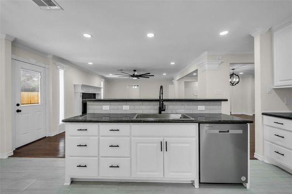 Interior, Kitchen, Recessed Lighting, Wood Texture Flooring