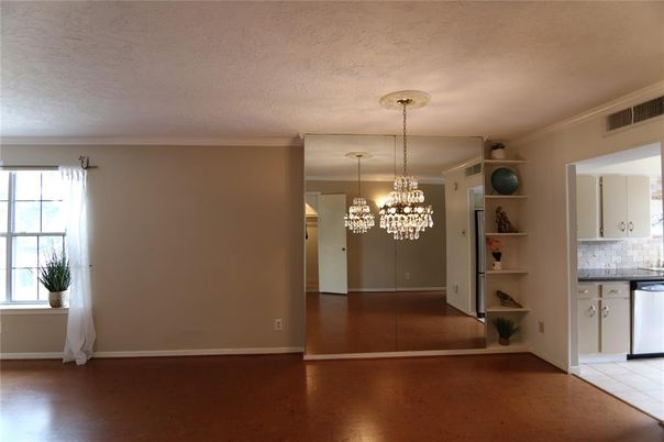 Chandelier, Interior, Kitchen