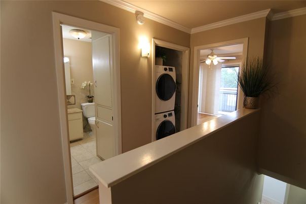 Bathroom, Interior, Utility Closets, Washer