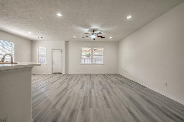 Empty room, Interior, Recessed Lighting, Wood Texture Flooring