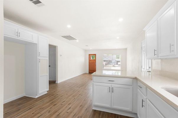 Interior, Kitchen, Recessed Lighting, Wood Texture Flooring