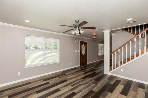 Empty room, Interior, Recessed Lighting, Wood Texture Flooring